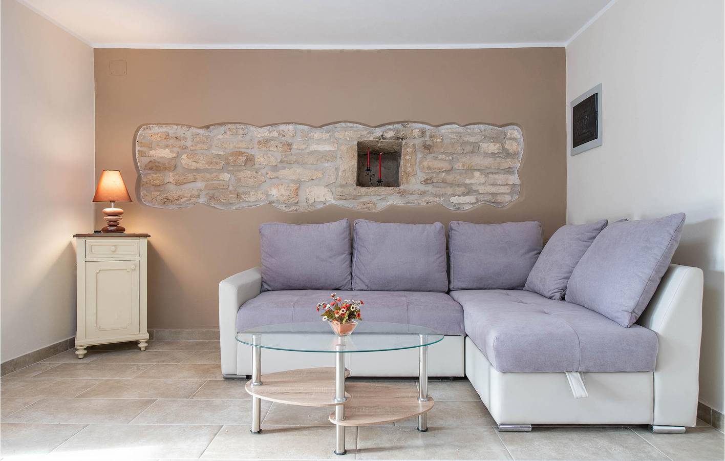 Reizende 110 m² große Ferienwohnung mit Pool, WLAN und guter Anbindung an das Stadtzentrum in Butkovići in Marčana, Südküste Istrien