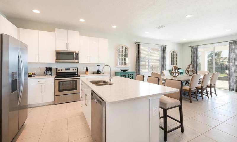 Rent this Luxury 5 Star Villa on Encore Resort at Reunion, Orlando Villa 5456 in Reunion (FL), Four Corners