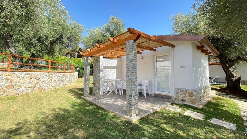 Ferienhaus für 3 Personen, mit Kinderpool und Pool sowie Garten in Marina di Camerota - 2