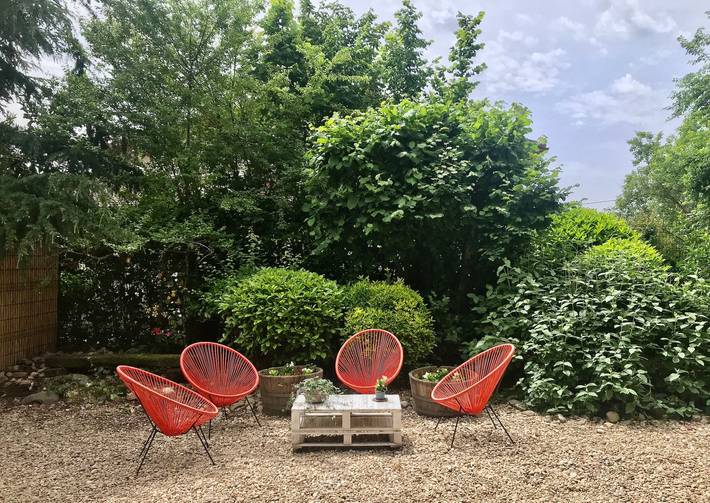 Ferienhaus in perfekter Lage mit Garten und Grill in Murguía, Zuia