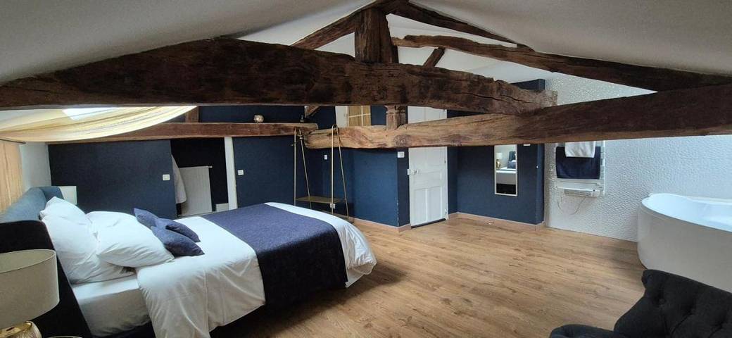 Maison d’hôte pour 2 personnes, avec Terrasse et Jacuzzi ainsi que Jardin et Sauna