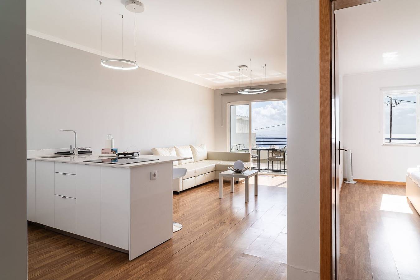 Ganze Wohnung, Ferienwohnung für 4 Personen mit Terrasse in Reis Magos, Caniço