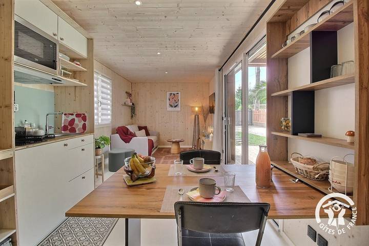Gîte pour 2 personnes, avec Terrasse ainsi que Jardin et Vue à Trébeurden - 4
