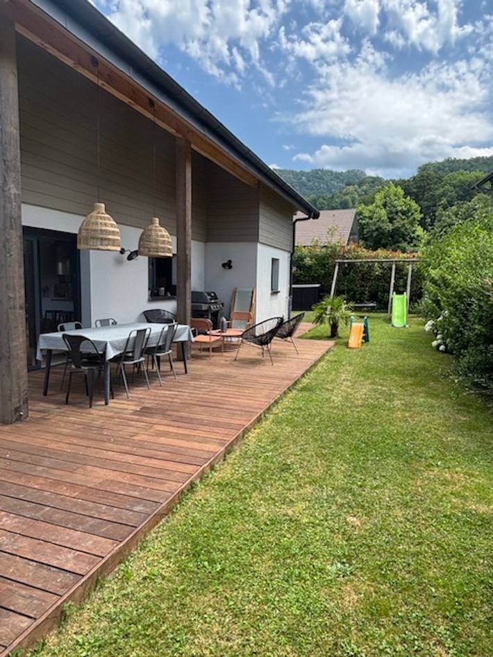 Location de vacances pour 8 personnes, avec jardin et terrasse à Duingt - 4