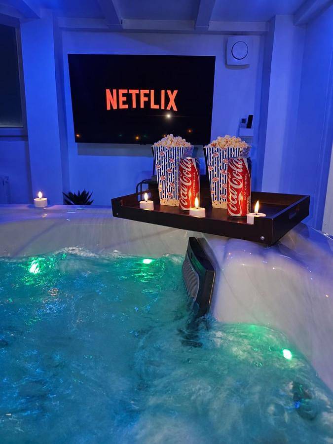 Gîte pour 2 personnes, avec Jacuzzi à Port-de-Bouc - 3