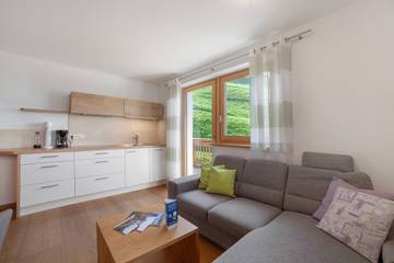 Appartement De Vacances pour 4 Personnes dans Scena, Trentin-Haut-Adige, Photo 3