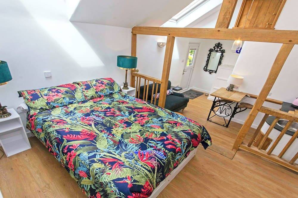 Bagend |Sleeps 14 | Hot Tub* | Balcony & Ping Pong in Devon