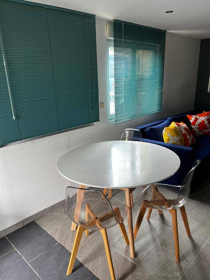 Gîte pour 4 personnes, avec jardin à Mont-Dol - 2