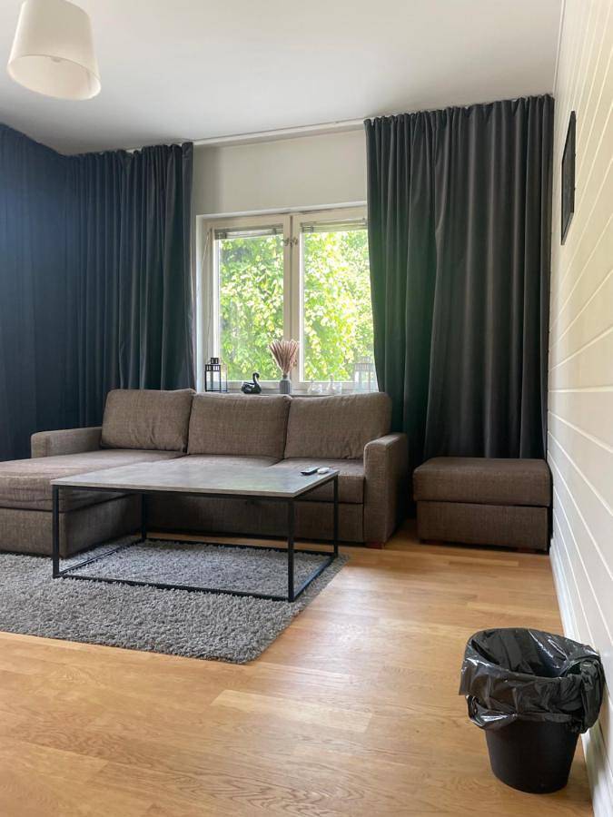 Ferienwohnung für 4 Personen, mit Balkon und Ausblick in Örebro