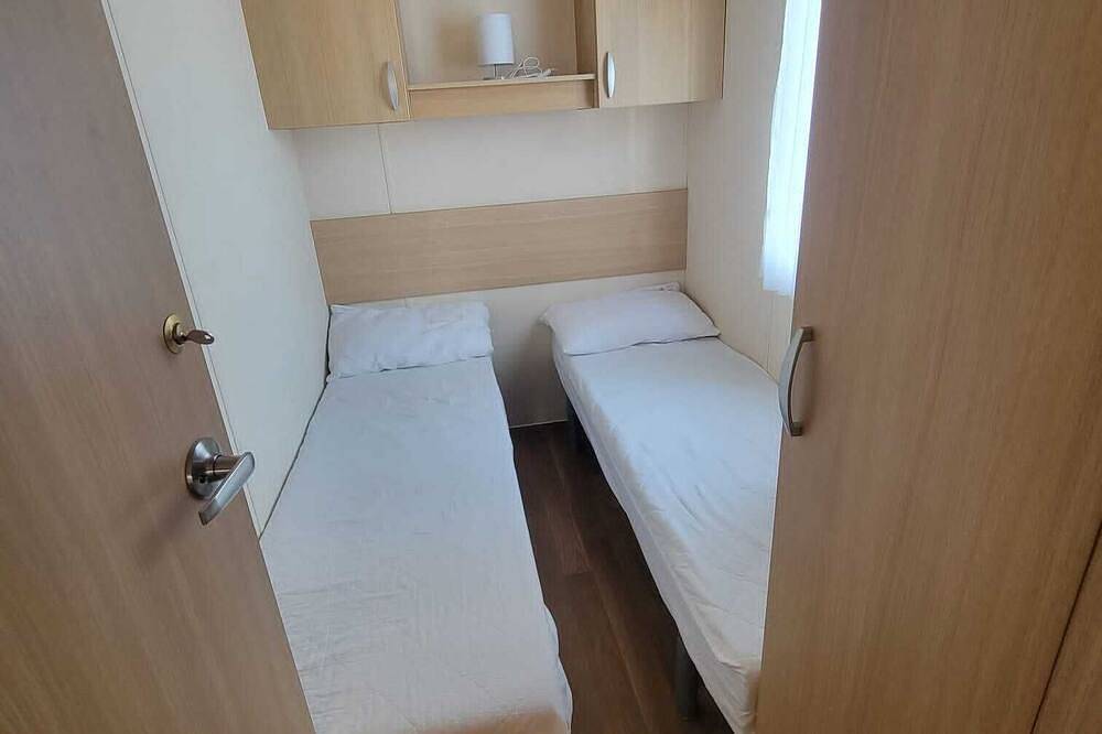Mobil-Home climatisé 6Pers 40m2 Camping piscine/proche mer in La Londe-les-Maures, Parc national de Port-Cros