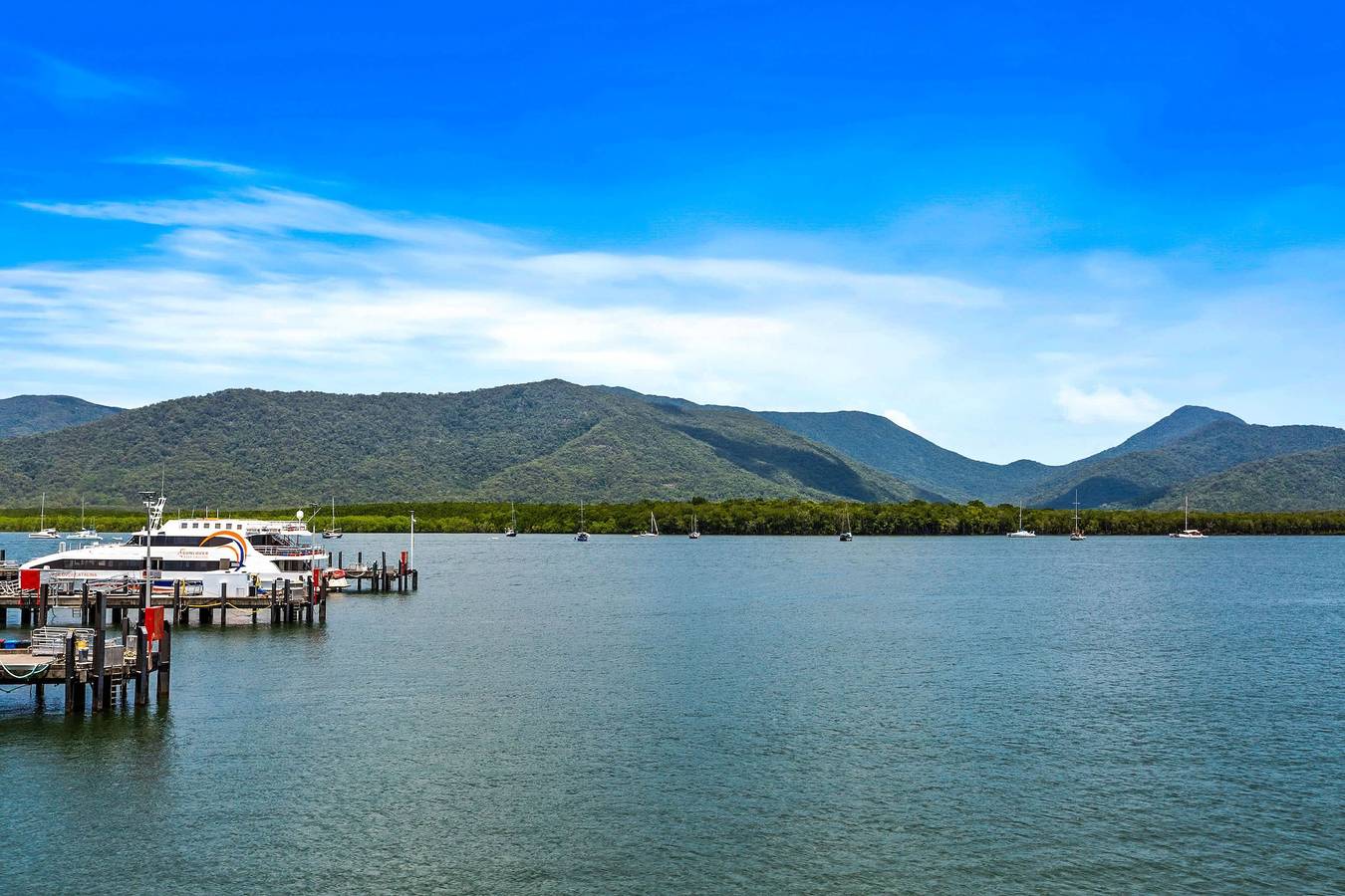 Apartamento entero, Reef - Waterfront City  Pool Sauna   Gym in Cairns, Far North Queensland