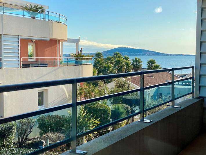 Appartement de vacances pour 5 personnes, avec terrasse et vue sur le lac