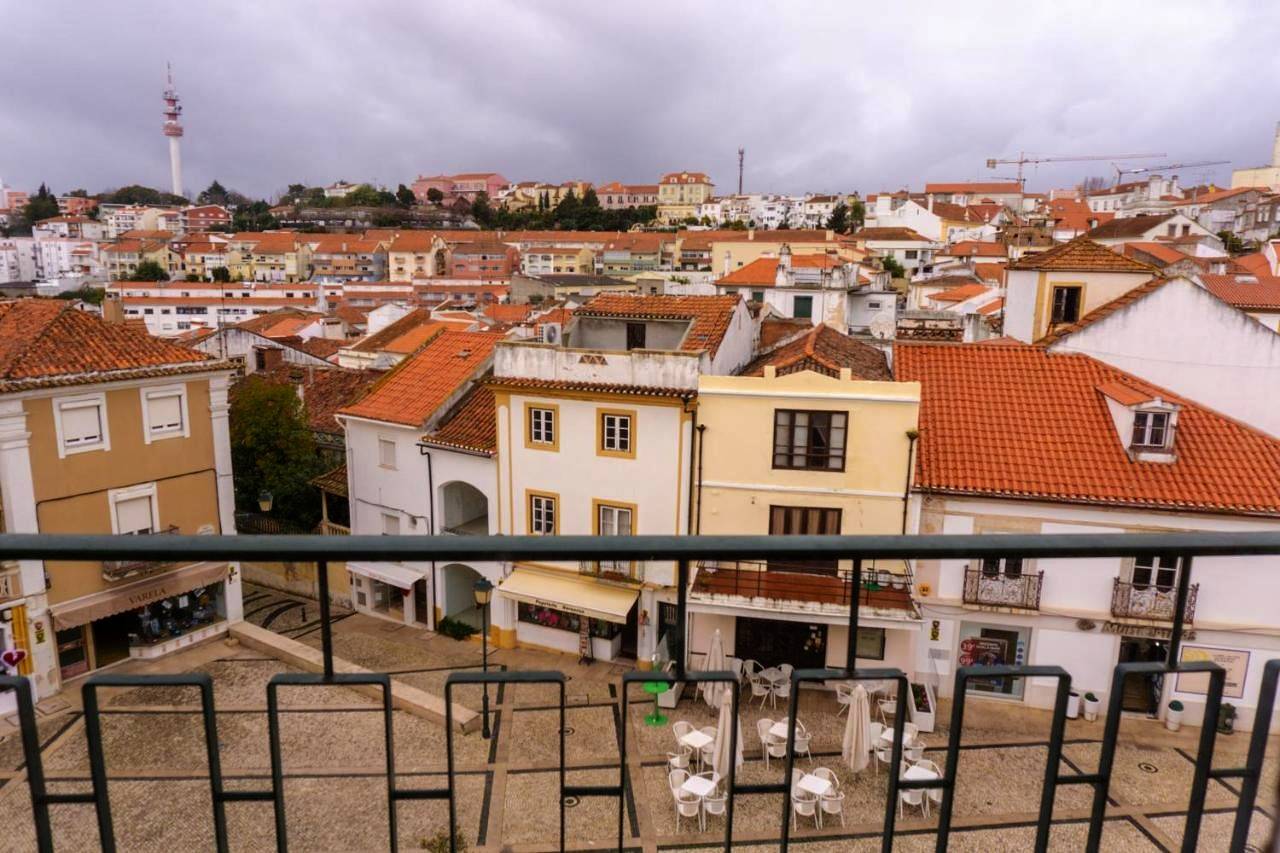 Apartamento inteiro, Three-Bedroom Apartment in Abrantes e Alferrarede, Rio Tejo