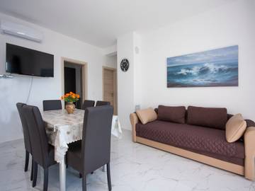 Vakantieappartement voor 5 Personen in Ražanj, Kroatische Adriatische Zee, Afbeelding 1