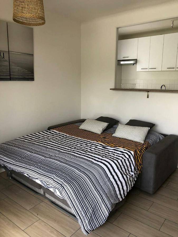 Appartement entier, One-Bedroom Apartment in Billiers, Côte des Mégalithes