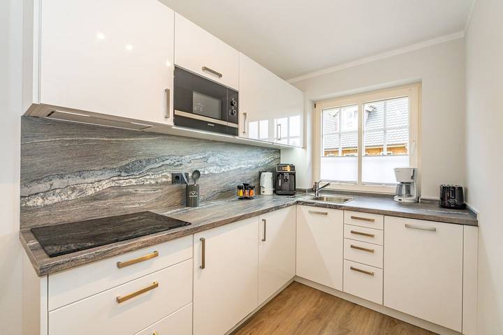 Ferienhaushälfte für bis zu 6 Personen mit Terrasse und Sauna. in Westerland, Sylt (Gemeinde)