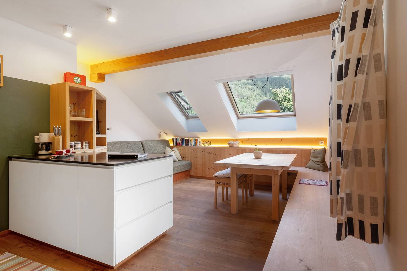 Ganze Wohnung, Ferienwohnung 'Ritten' mit Bergblick, Gemeinschaftsterrasse und Wi-Fi in Siffian, Ritten