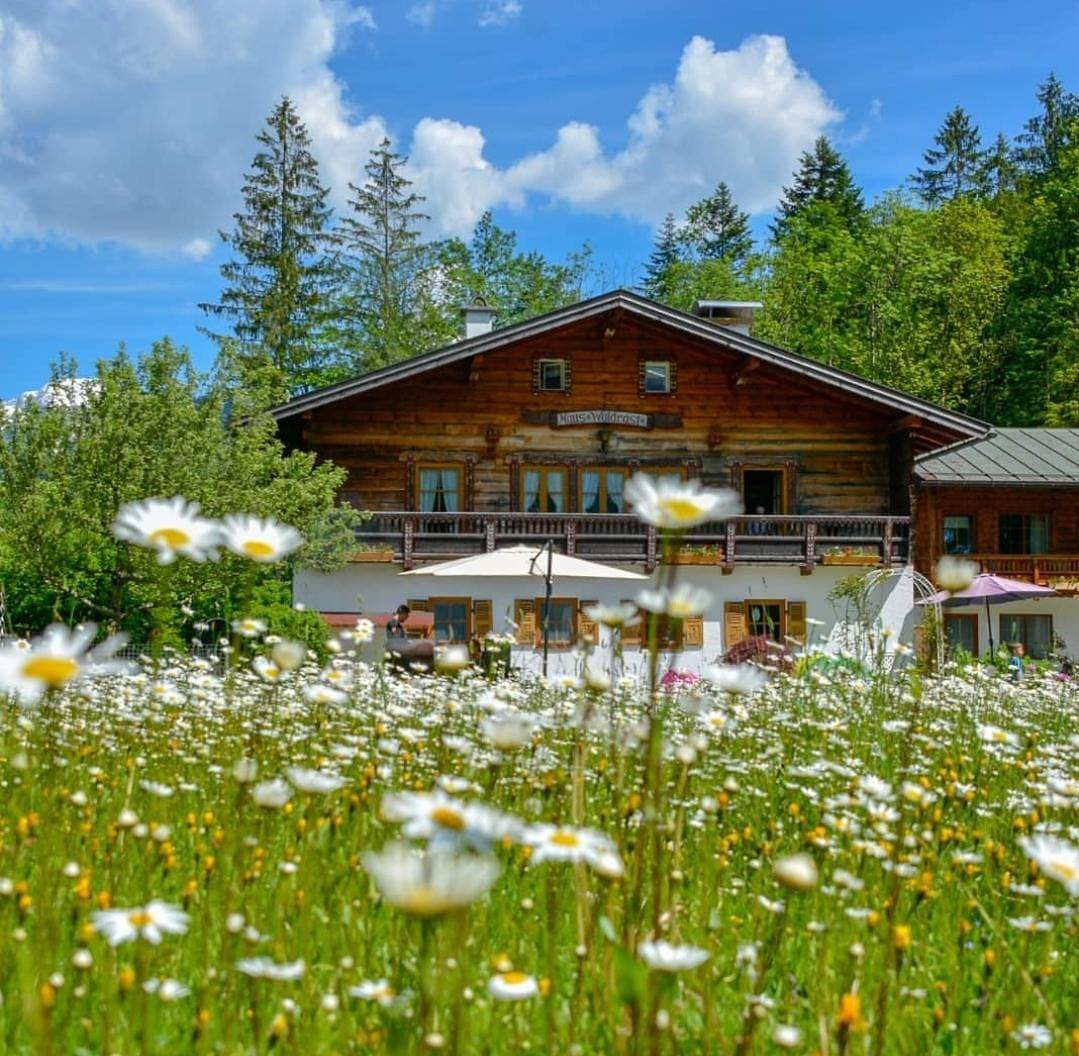 Ganze Ferienwohnung, Gästehaus Waldrast - Ferienwohnung Enzian 3 Personen 50qm Dusche/Wc Balkon W-Lan Tv in Ramsau bei Berchtesgaden, Berchtesgadener Alpen