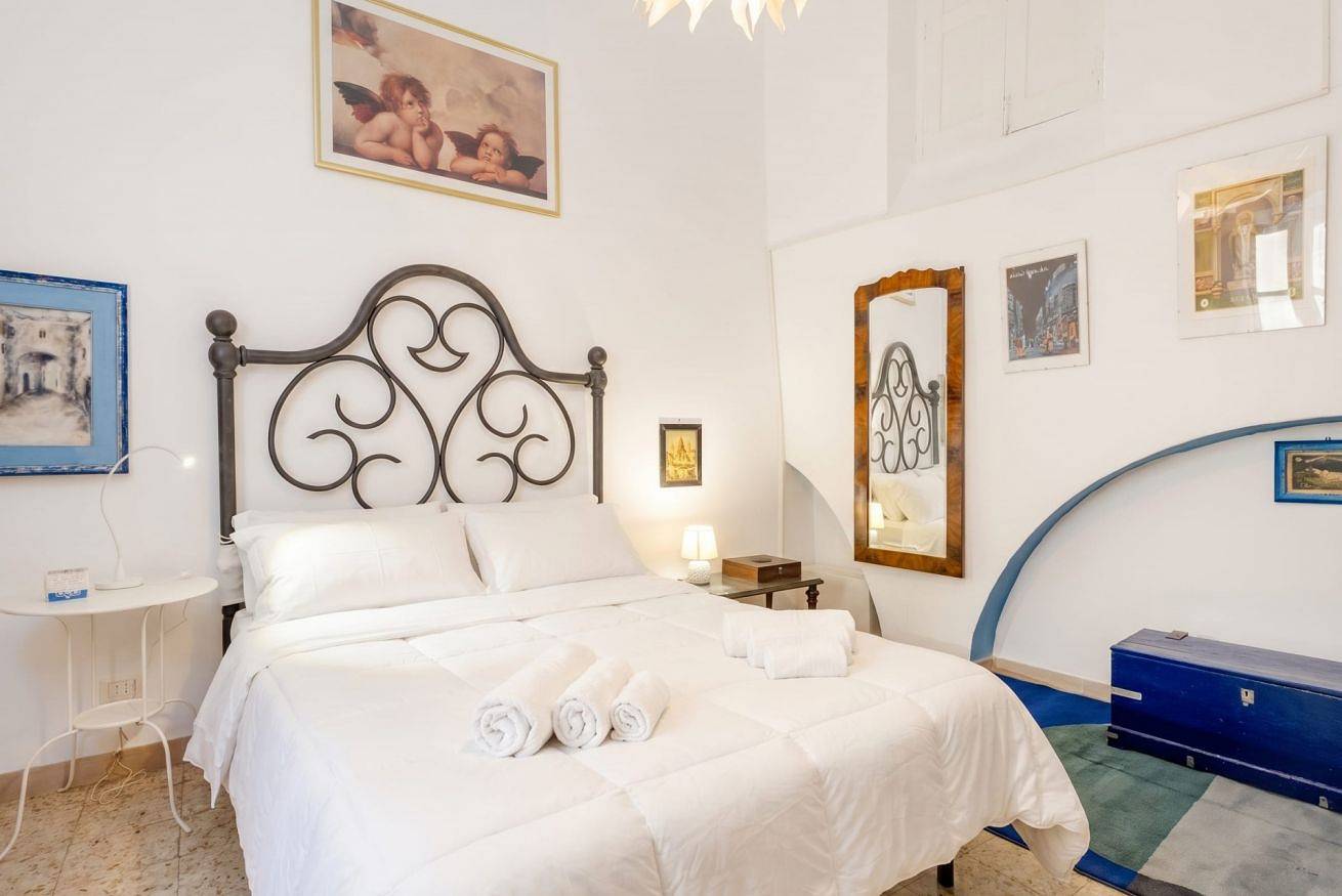 Ganze Wohnung, Ferienwohnung für 2 Personen mit Balkon/Terrasse in Bitonto, Bari Provinz