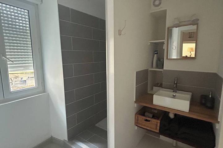 Gîte pour 4 personnes, avec piscine, animaux acceptés à Beauregard-Baret - 4