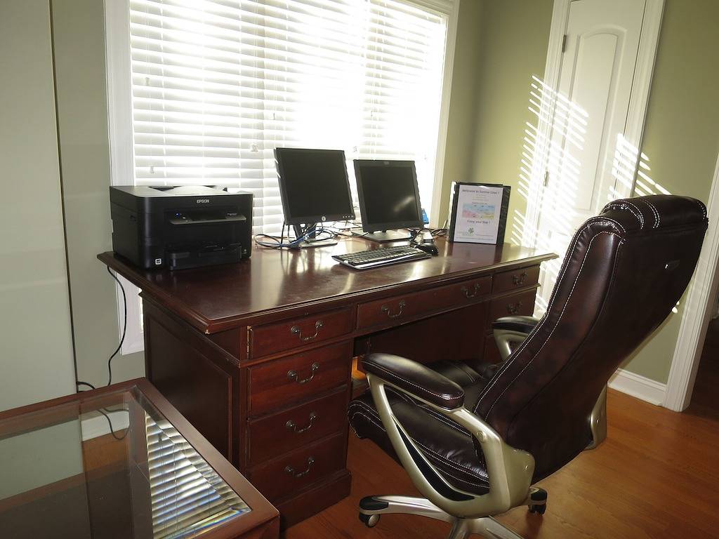 Erstaunliches Haus mit wunderschönem tiefem Wasser, Feuerstelle, Kajaks, Highspeed-Wlan, Spielen in Lake Gaston