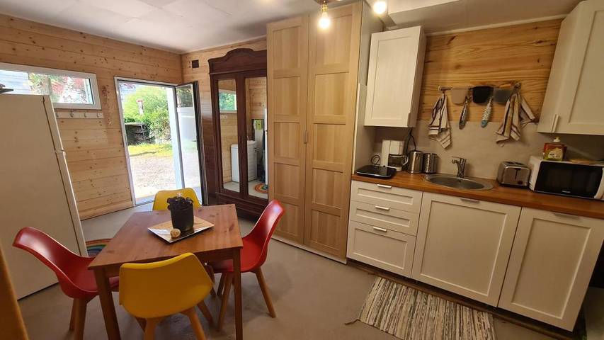 Gîte pour 4 personnes, avec vue et jardin dans Port de Kercabellec - 3