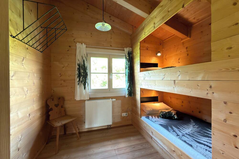 Schlierseealm - Malerisches Holzhaus in Seenähe mit Sauna und Kamin in Schliersee, Spitzingsee
