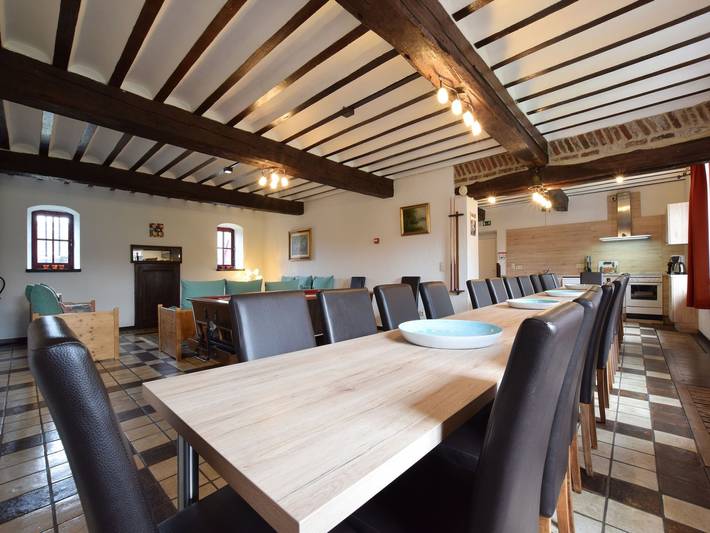 Location de vacances pour 16 personnes, avec jardin et sauna à Hotton - 3