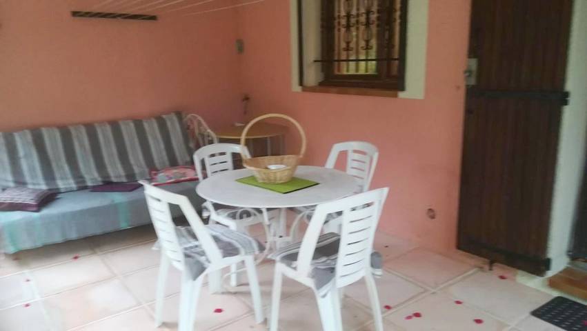 Location de vacances pour 5 personnes, avec vue et jardin à Annot - 4