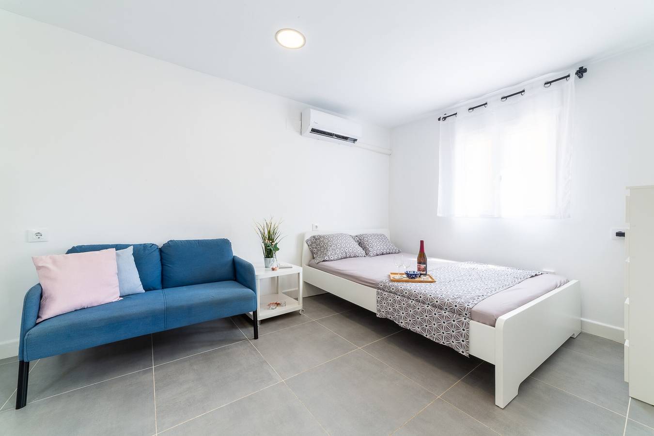 Studio entier, Appartement studio 'Casa Maruchi - 2' près de la plage avec terrasse partagée et Wi-Fi in Almería, Costa de Almería