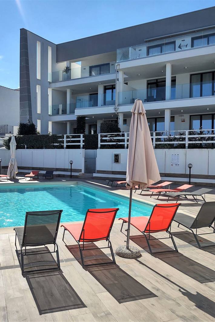 Gîte pour 2 personnes, avec terrasse et piscine à Cannigione - 3