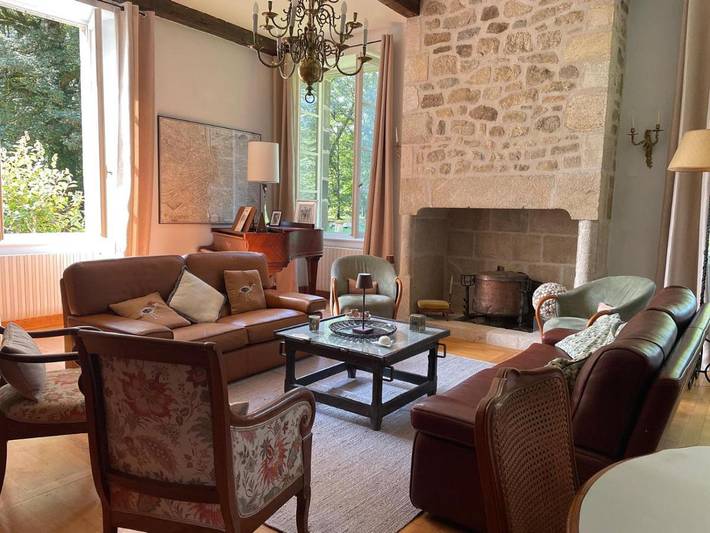 Location de vacances pour 10 personnes, avec bassin pour enfant et jardin dans Saint-Étienne-Cantalès - 2