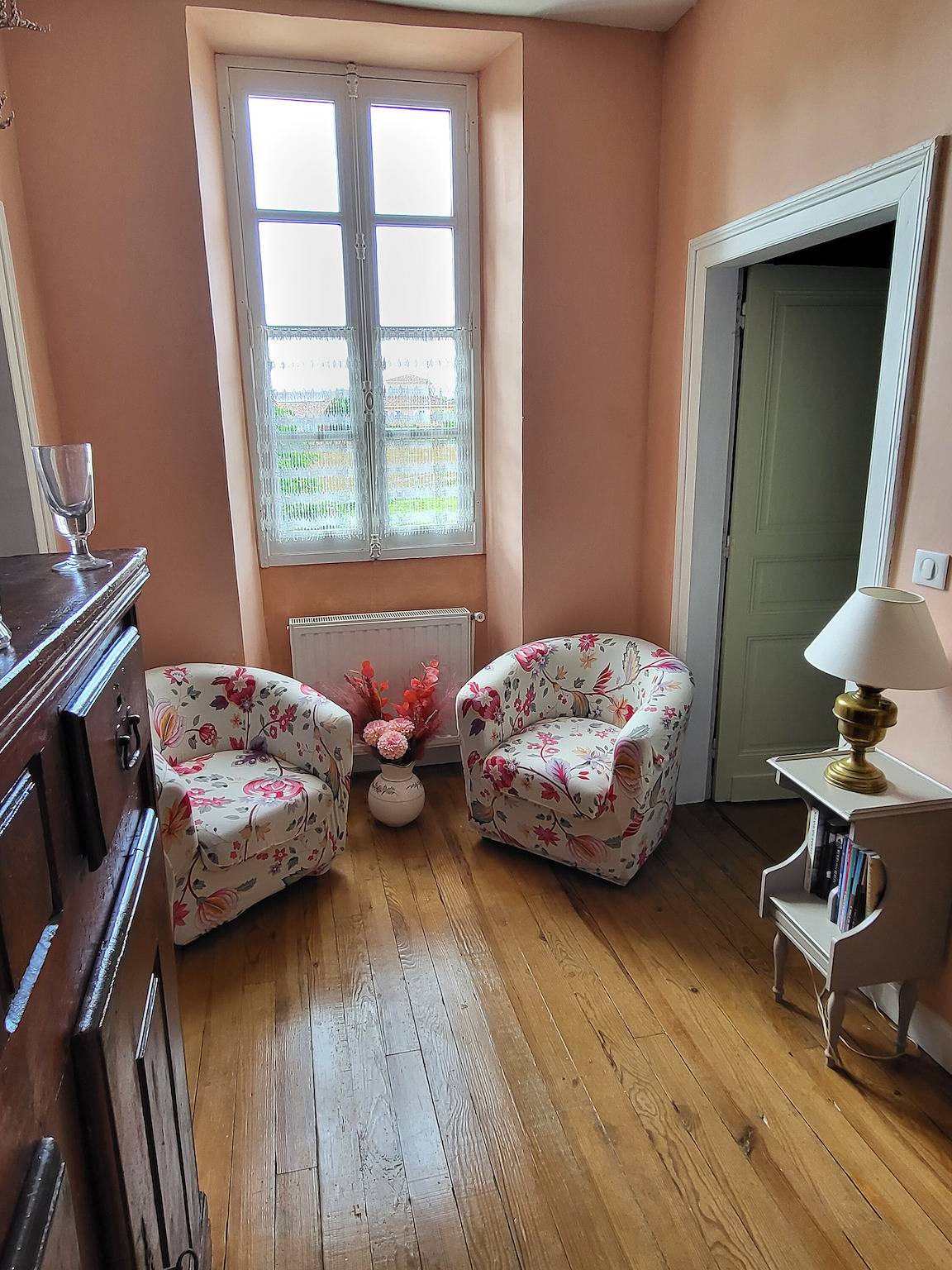 Holiday Home 'Le Guitou' with Private Terrace, Private Garden and Wi-Fi in Monlezun, Gers