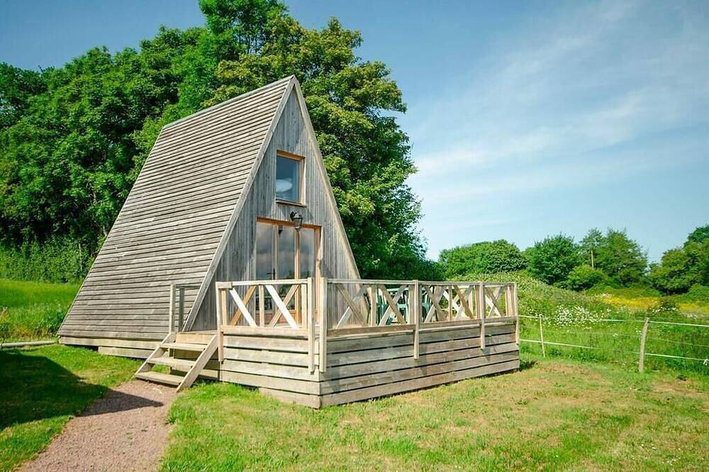 Chalet Tipi Pour 4 Personnes : un Chalet Insolite Pour un Séjour en Normandie ! in Notre-Dame-de-Bonne-Nouvelle, Región de Caen