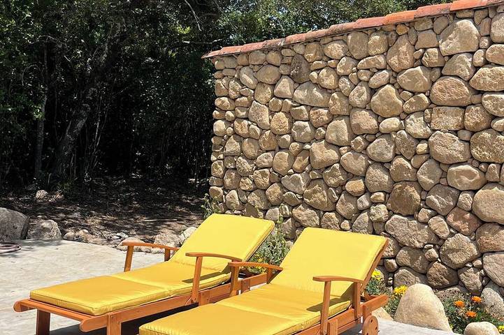 Alojamiento y desayuno para 2 personas, con piscina y jardín - 1