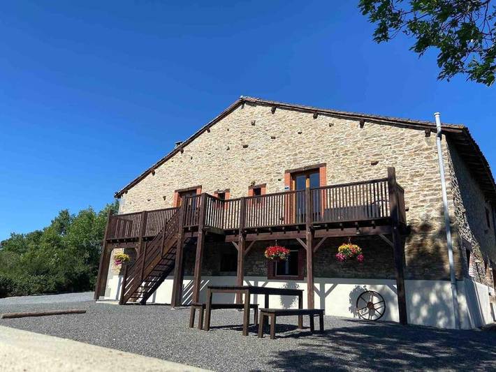 Appartement de vacances pour 2 personnes, avec Balcon et Terrasse ainsi que Jardin et Piscine