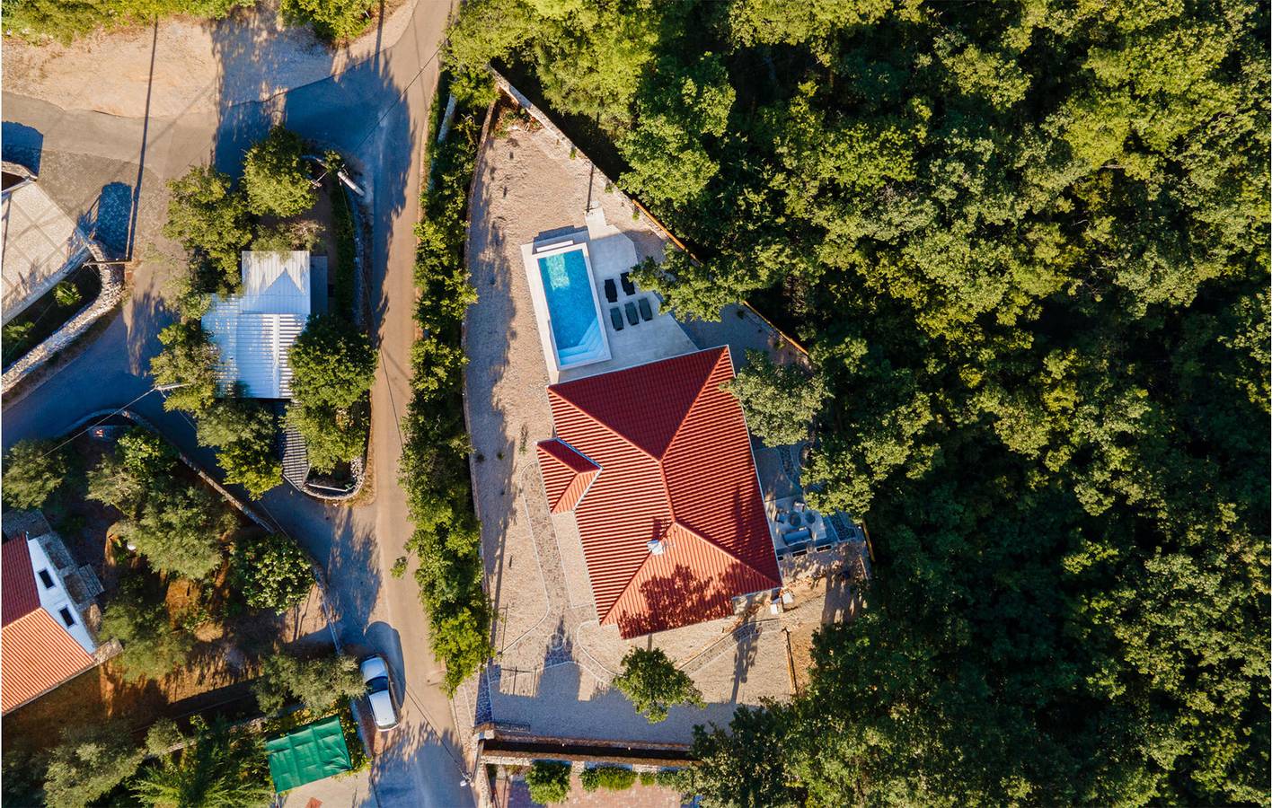 Charmantes Apartment, 2 km vom Strand entfernt: 1-Zimmer-Wohnung mit Pool und WLAN in Žestilac, Dobrinj