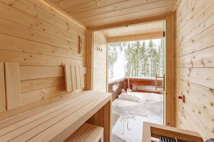 Hütte für 3 Personen, mit Pool und Sauna sowie Garten und Balkon in Filzmoos