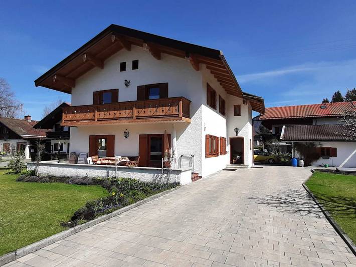 Ferienwohnung für 4 Personen, mit Terrasse und Garten, kinderfreundlich am Tegernsee - 2