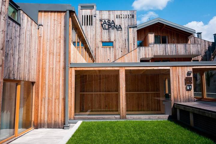 Appartamento per 4 persone, con Balcone e Terrazza nonché Giardino e Panorama a Folgaria