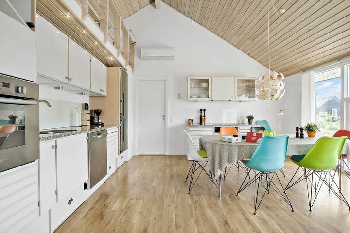 Ferienhaus für 8 Personen, mit Whirlpool und Terrasse sowie Garten und Sauna in Nordjütland - 4