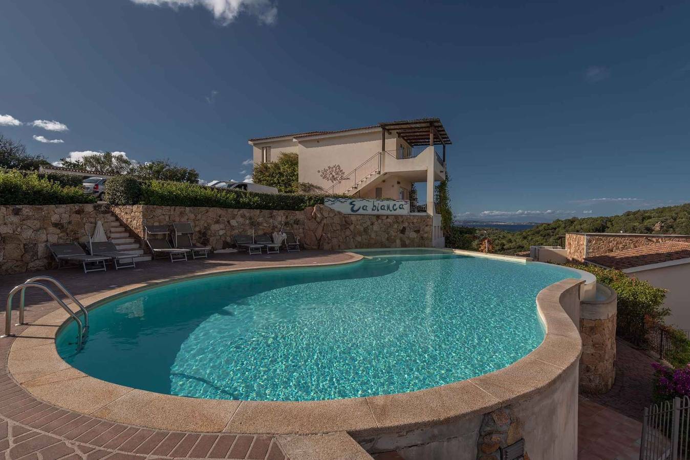 Apartamento vacacional entero, Casa vacacional con piscina exterior y aire acondicionado  in Arzachena, Costa Smeralda