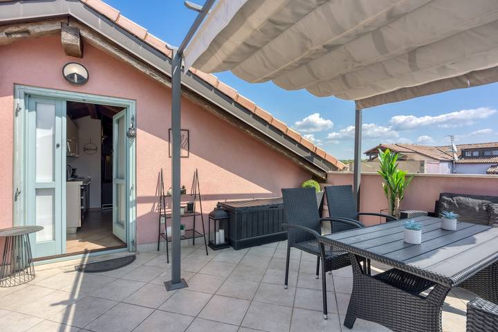 Ferienwohnung für 4 Personen, mit Pool und Balkon/Terrasse