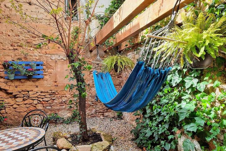 Gîte pour 10 personnes, avec Balcon et Jardin