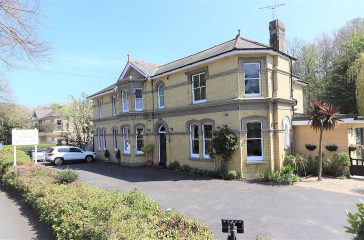 Cottage for 10 people, with garden, child-friendly in Shanklin