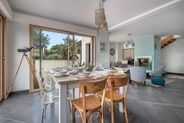 Villa Face Mer pour 10 adultes 1 enfant in Préfailles, Côte de Jade