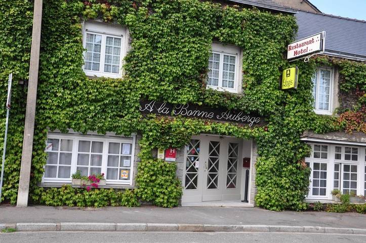 Hôtel pour 2 personnes, avec Terrasse à Laval