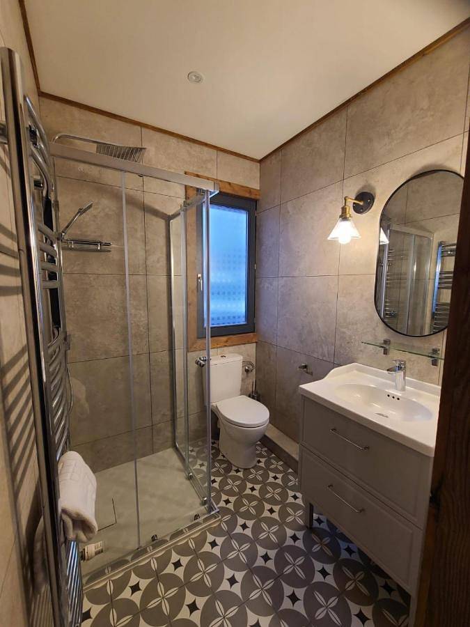 Gîte pour 10 personnes, avec sauna ainsi que jacuzzi et terrasse à Essert-Romand - 4