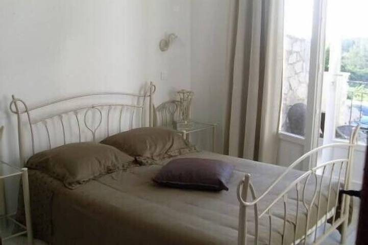 Habitaciones para 4 personas cerca del mar y Sainte Victoire in Trets, Costa mediterránea (Francia)