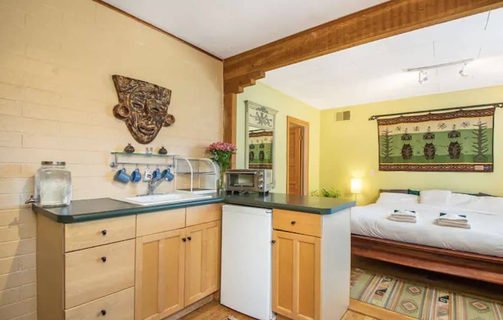 Ganze Wohnung, Uptown Zen Studio and Hot Tub in Sedona, Oak Creek Canyon